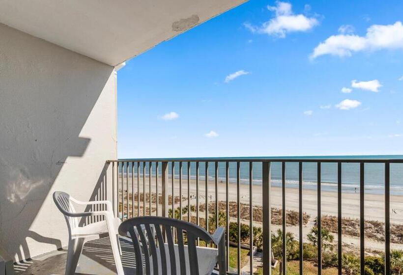 غرفة قياسية مطلّة علي البحر مزوَّدة بشُرفة, Ocean Crest Inn And Suites