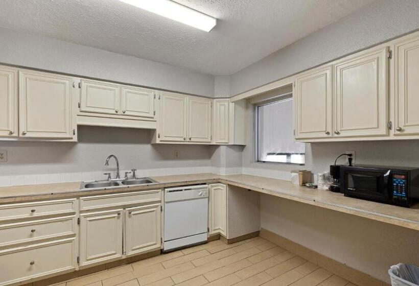 Apartamento Ático 2 Quartos, Ocean Crest Inn And Suites