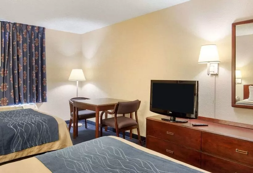 ２ダブルベッドのスタンダードルーム, Quality Inn University Area