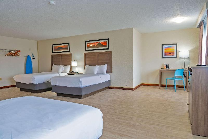 스탠다드 룸 킹사이즈 침대, Quality Inn Milansandusky