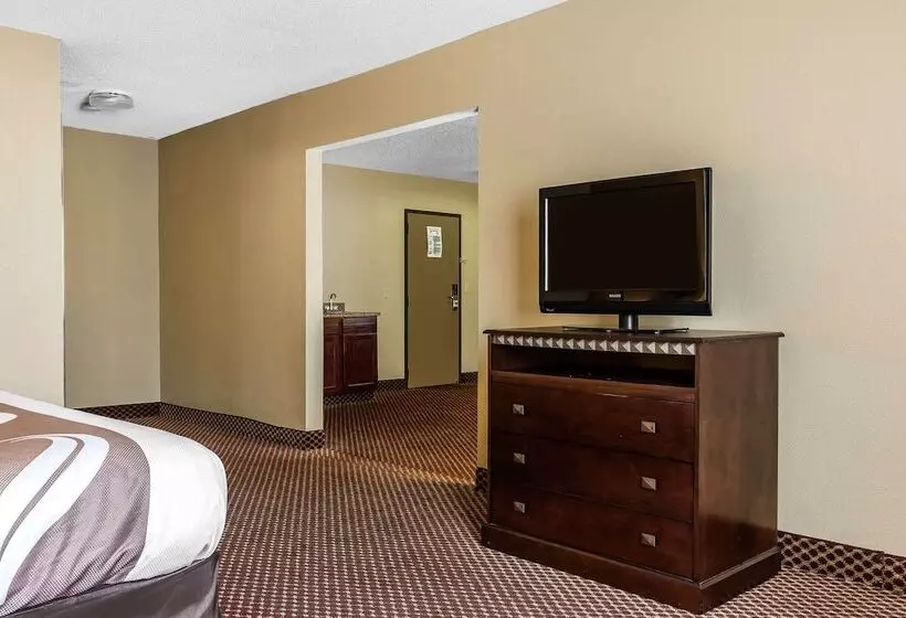 Sviitti King-vuode, Quality Inn & Suites Bloomington University Area