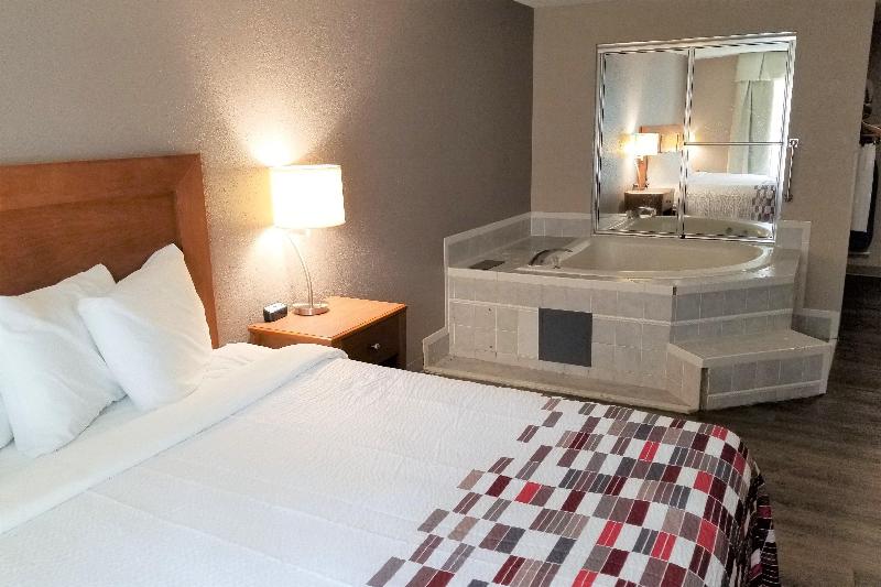 스탠다드 룸 킹사이즈 침대, Red Roof Inn Dahlgren  Naval Base