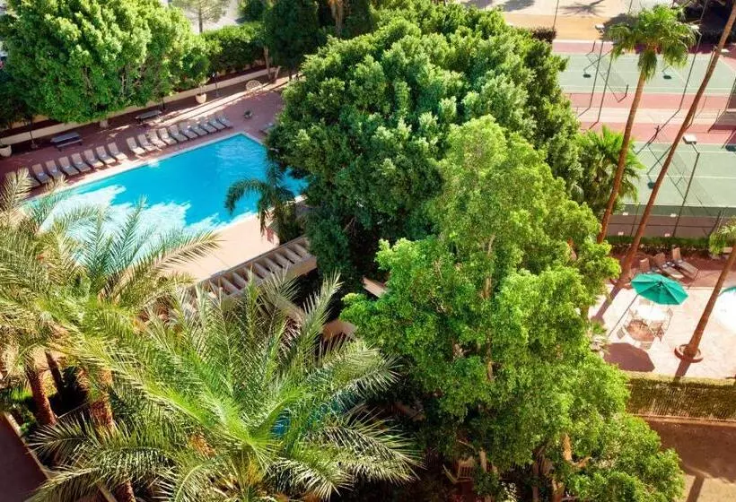 اتاق استاندارد با 2 تخت دوبل, Sheraton Crescent