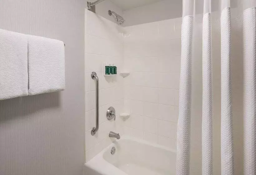 身障者適用スイートルーム, Sonesta Select Los Angeles Lax El Segundo