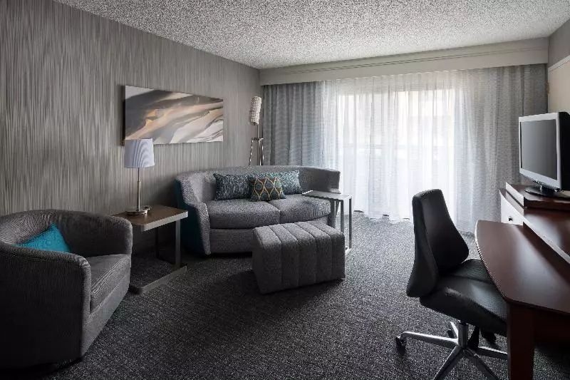 سوئیت با تخت بزرگ, Sonesta Select Los Angeles Lax El Segundo