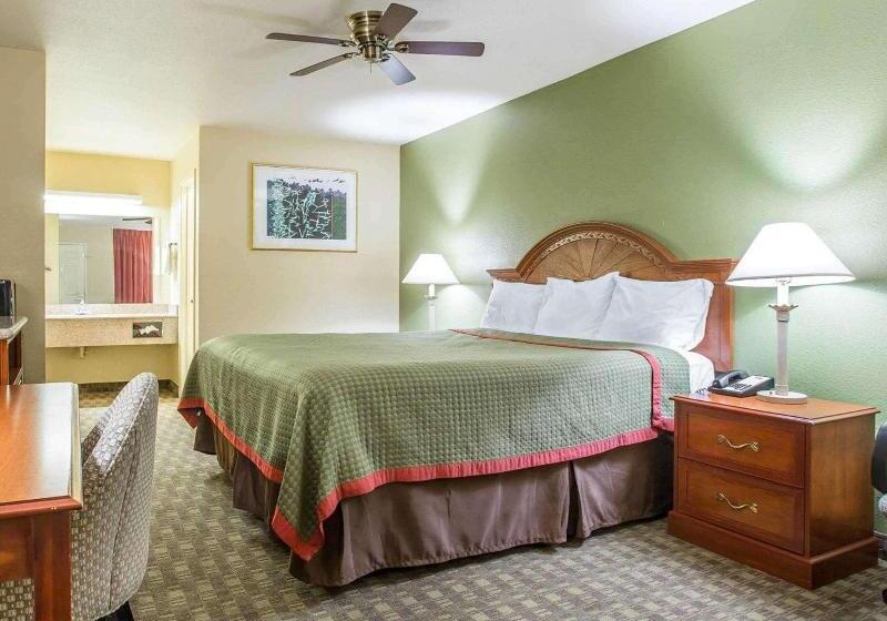 غرفة قياسية لذوى الاحتياجات الخاصة, Hampton Inn Virginia Beachoceanfront North