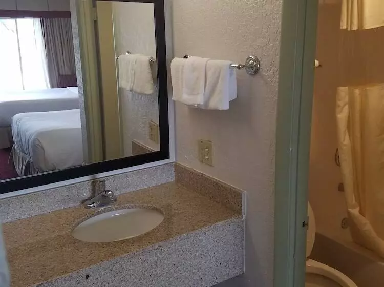 ２ダブルベッドのスタンダードルーム, Budgetel Pompano Beach