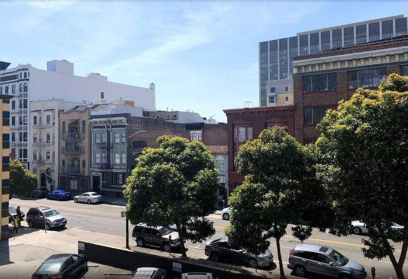 اتاق استاندارد با 2 تخت دوبل, Civic Center Inn