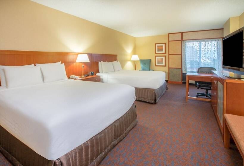 스탠다드 룸, Crowne Plaza Dulles Airport, An Ihg