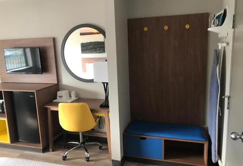 غرفة قياسية سرير كينج, Days Inn By Wyndham Vineland