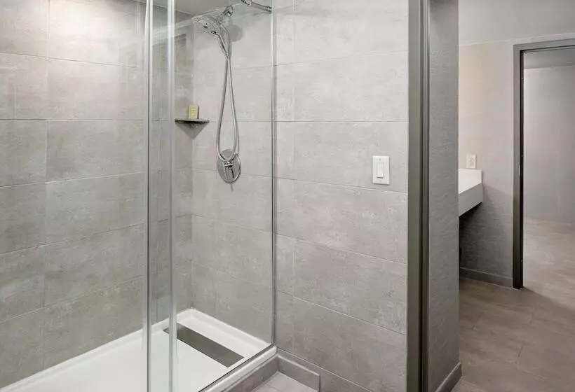 سوئیت پرزیدنت, Doubletree By Hilton Tulsa Downtown
