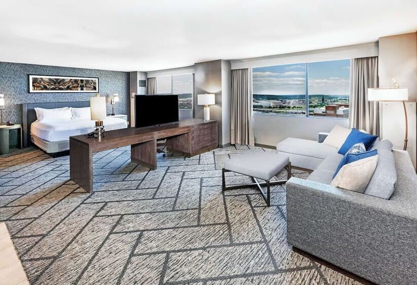 סוויטה נשיאותית, Doubletree By Hilton Tulsa Downtown