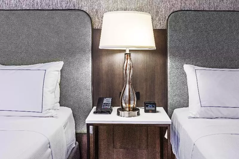 اتاق استاندارد, Doubletree By Hilton Tulsa Downtown