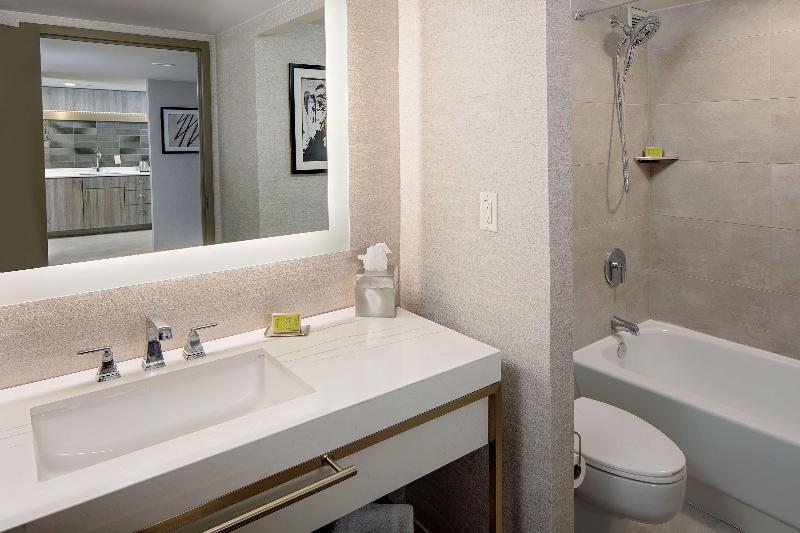 جناح سرير كينج, Doubletree By Hilton Tulsa Downtown