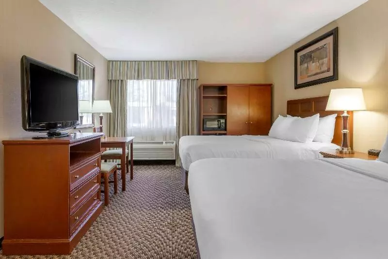 سوییت لوکس, Doubletree By Hilton Tulsa Downtown