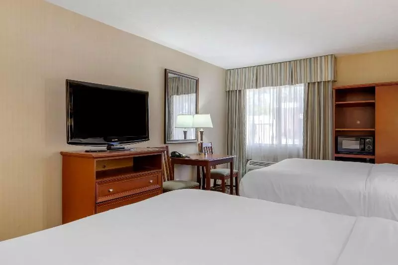 سوییت لوکس, Doubletree By Hilton Tulsa Downtown