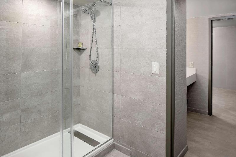 جناح سرير كينج, Doubletree By Hilton Tulsa Downtown