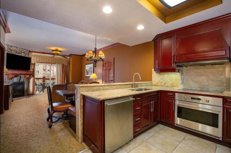 غرفة قياسية سرير كينج, Doubletree By Hilton Tulsa Downtown