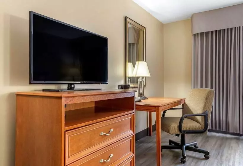 ２ダブルベッドのスタンダードルーム, Econo Lodge & Suites Southern Pines