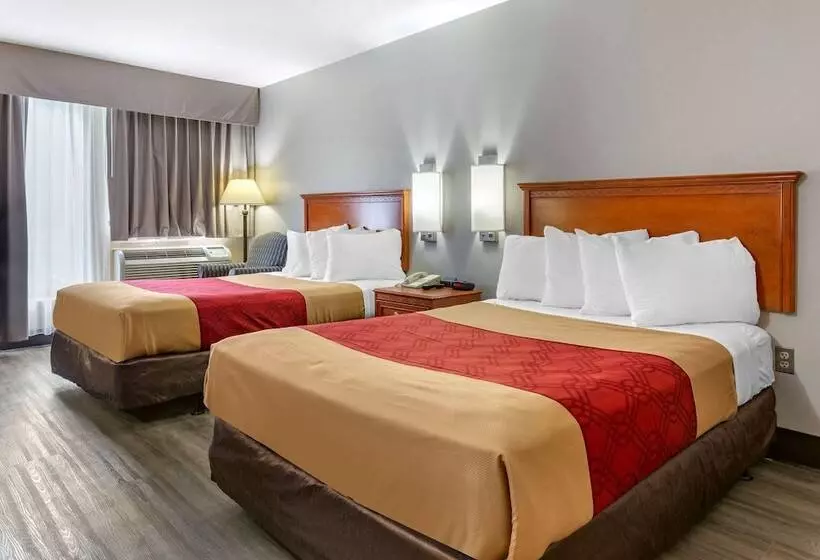 ２ダブルベッドのスタンダードルーム, Econo Lodge & Suites Southern Pines