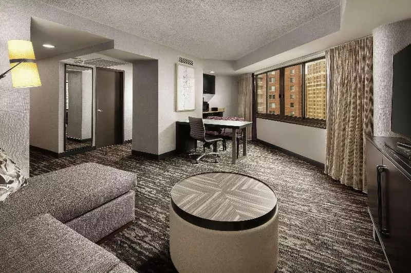 سوئیت پریمیوم, Embassy Suites By Hilton Crystal City National Airport