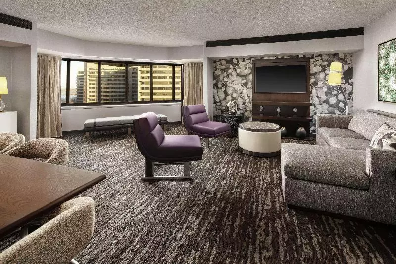 سوئیت 2 خوابه, Embassy Suites By Hilton Crystal City National Airport