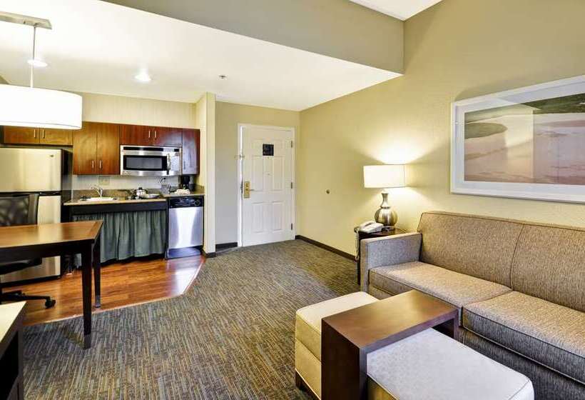 스탠다드 룸, Embassy Suites By Hilton Crystal City National Airport
