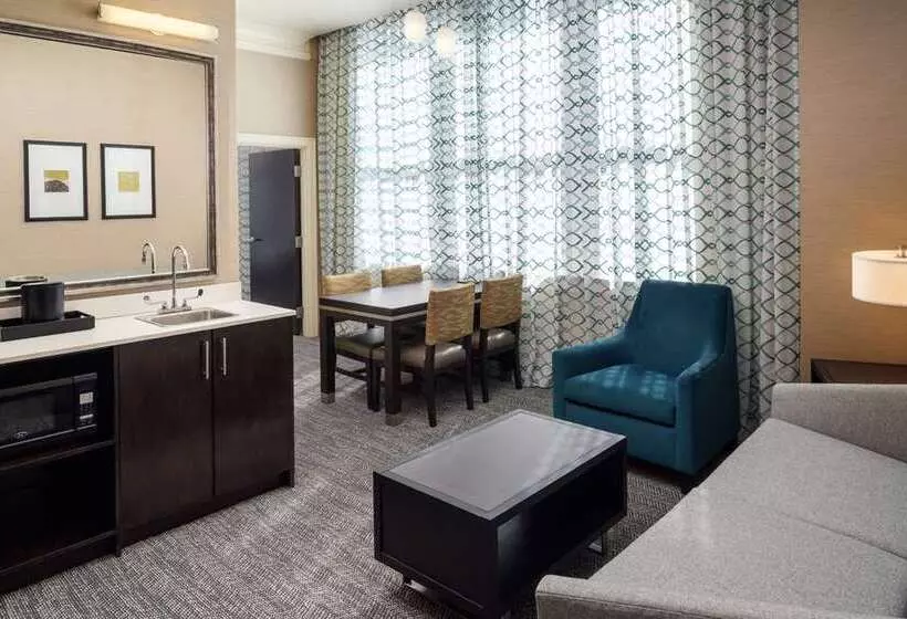 Standard-huone King-vuode, Embassy Suites By Hilton Orlando International Dr Icon Park