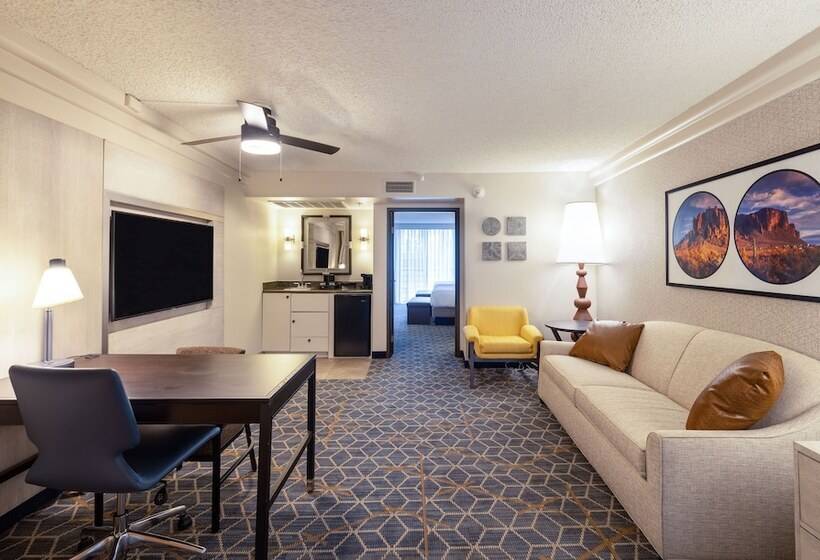 סוויטה, Embassy Suites By Hilton Phoenix Biltmore