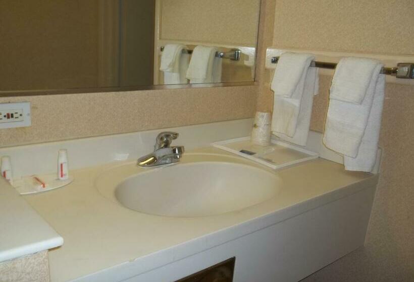 Стандартный Номер Кровать Кинг, Howard Johnson By Wyndham Virginia Beach