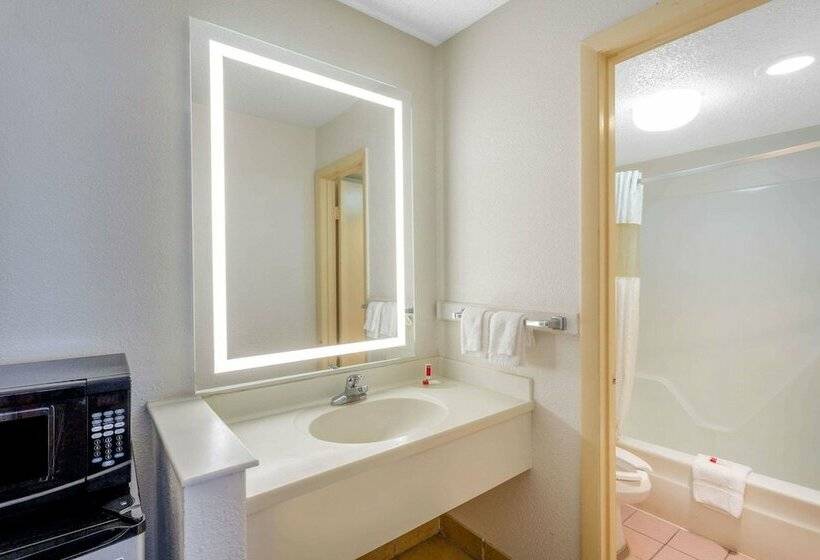 Номер Стандарт 2 Двуспальные Кровати, Howard Johnson By Wyndham Virginia Beach