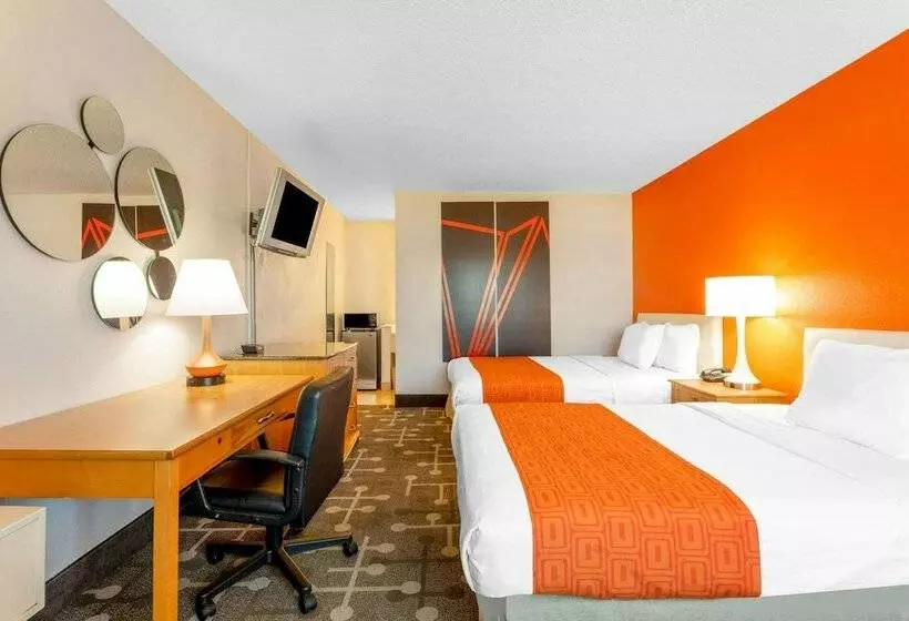 ２ダブルベッドのスタンダードルーム, Howard Johnson By Wyndham Virginia Beach