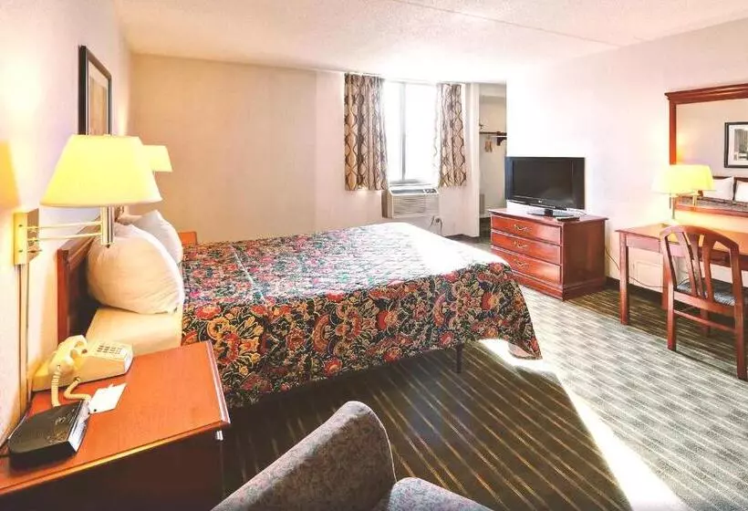 スタンダードルーム, Key Inn Roseville
