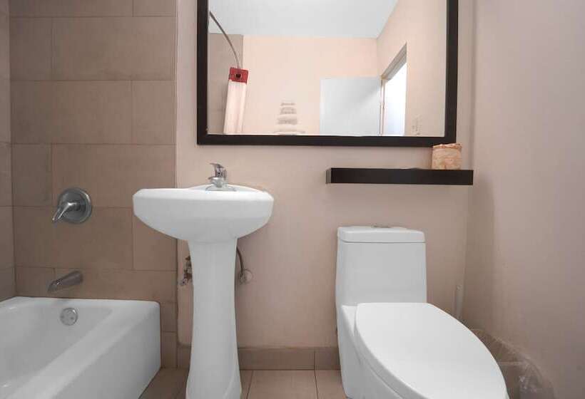 带2个双人床的标准工作室, Mojave