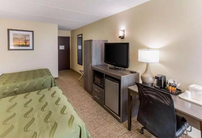 اتاق استاندارد با 2 تخت دوبل, Quality Inn & Suites
