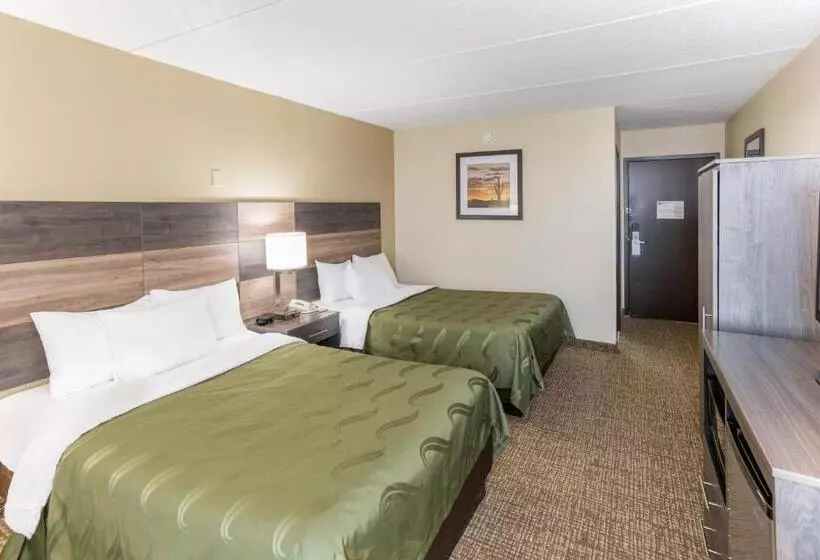 اتاق استاندارد با 2 تخت دوبل, Quality Inn & Suites