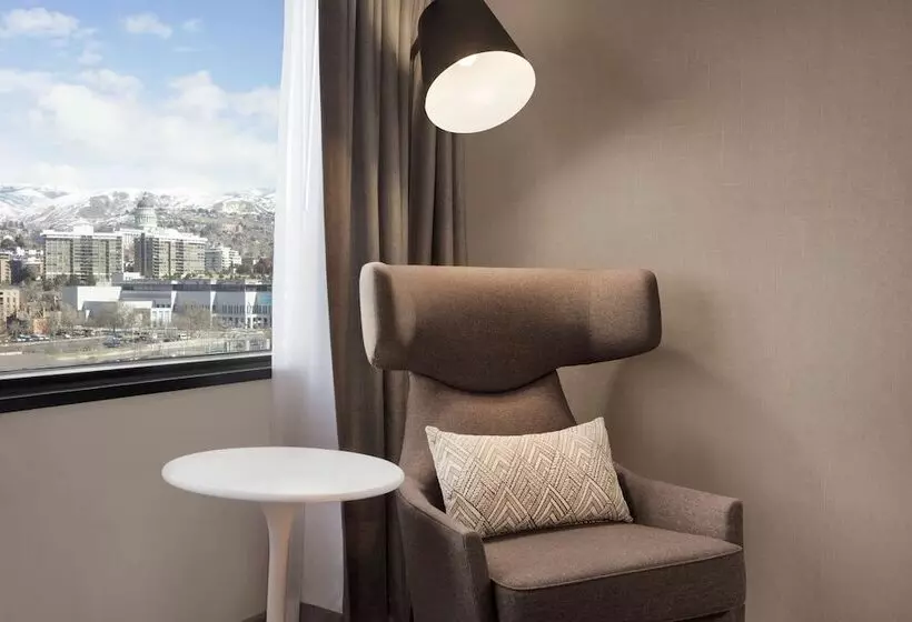 اتاق پرمیوم, Radisson Hotel Salt Lake City Downtown
