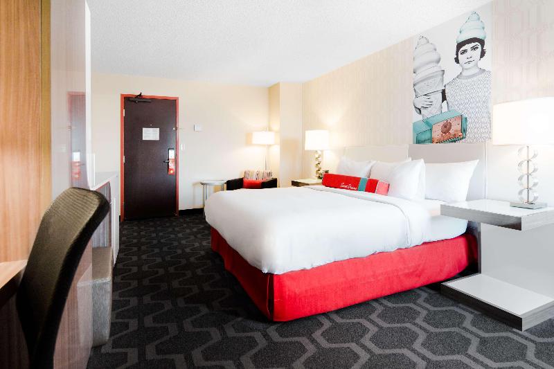Стандартный Номер Кровать Кинг, The Curtis Denver  A Doubletree By Hilton