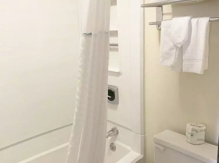 ２ダブルベッドのスタンダードルーム, Motel 6 Mcgraw, Ny   Cortland