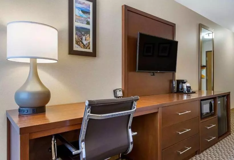 キングサイズベッドのスタンダードルーム, Comfort Inn At Buffalo Bill Village Resort