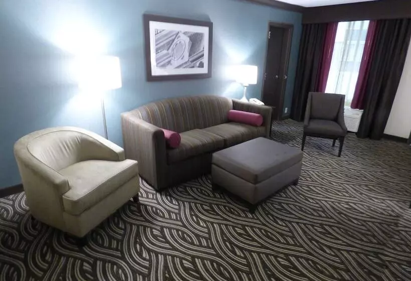 Sviitti, Best Western Plus Kingston Hotel And Conference Center