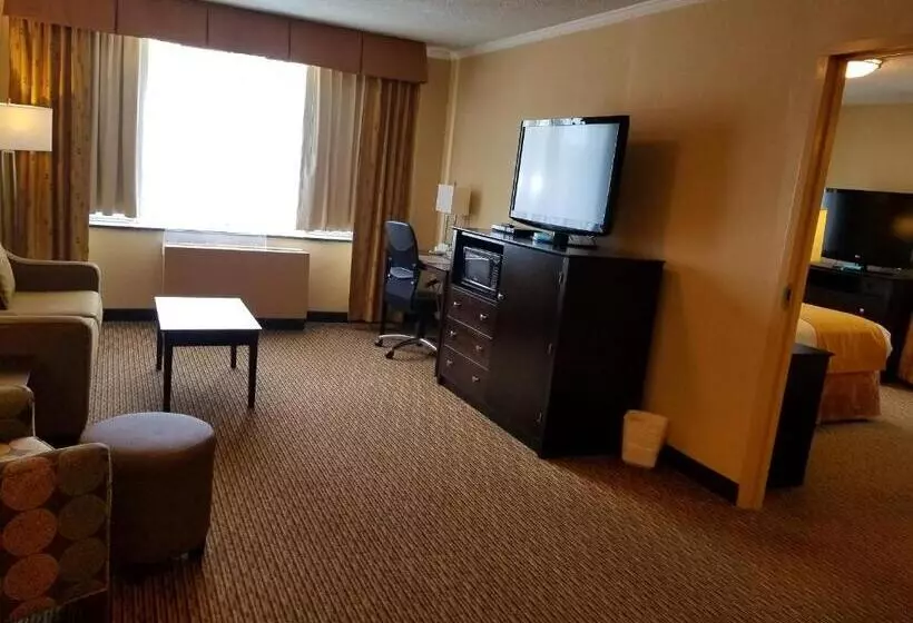 キングサイズベッドのスイートルーム, Best Western Watertown/fort Drum