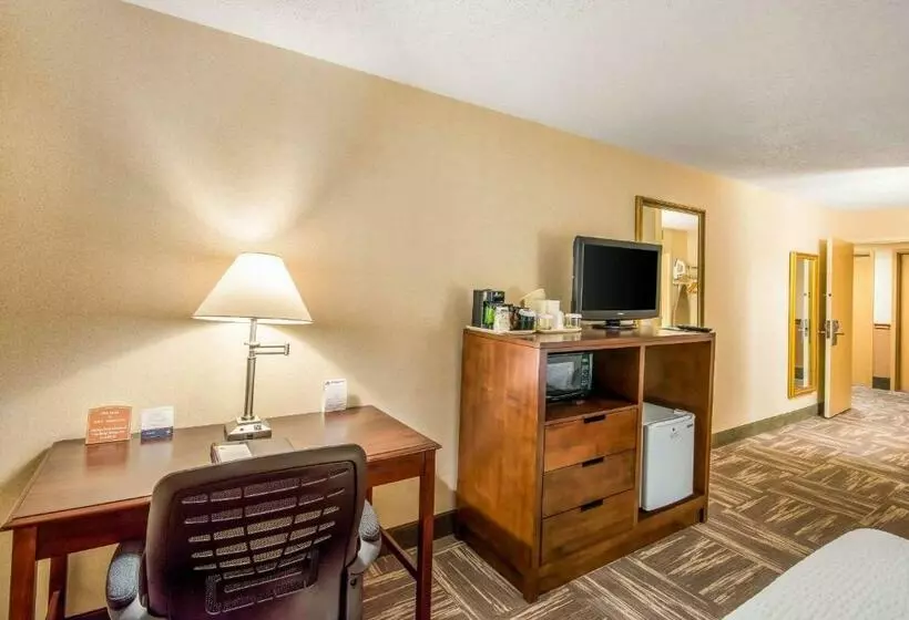 ２ダブルベッドのスタンダードルーム, Clarion Inn Grand Junction