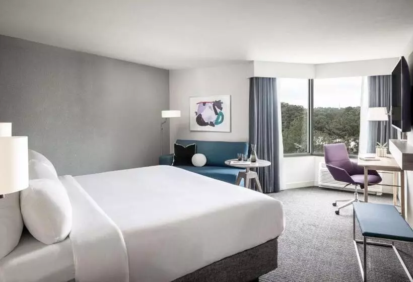 身障者適用キングサイズベッドルーム, Crowne Plaza Atlanta Ne   Norcross
