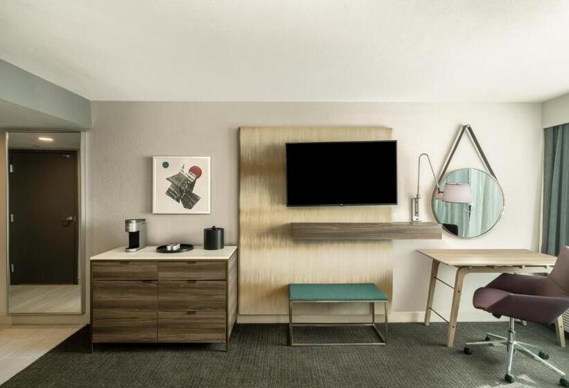 Quarto Estandar para Deficientes Físicos, Crowne Plaza Atlanta Ne   Norcross