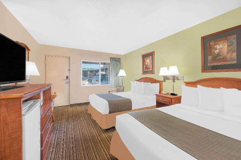 Номер Стандарт, Days Inn By Wyndham Roswell