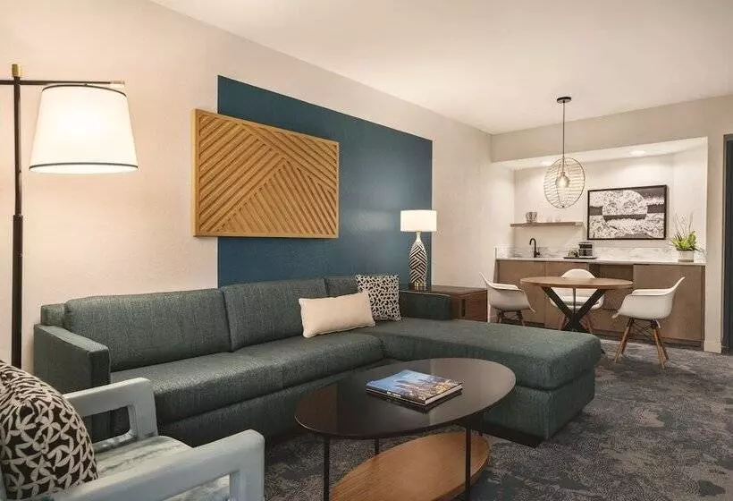 スイート, Doubletree By Hilton Tampa Rocky Point Waterfront