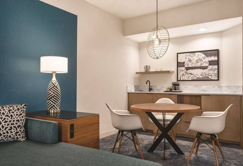 スイート, Doubletree By Hilton Tampa Rocky Point Waterfront