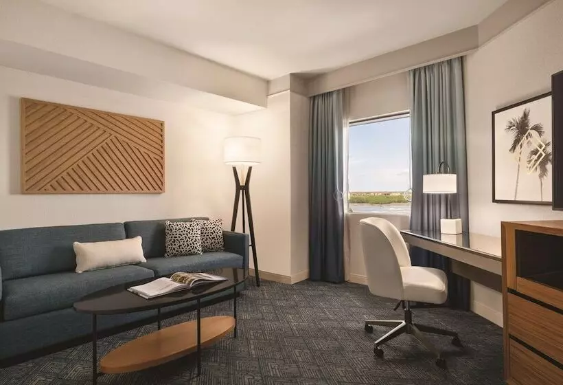身障者適用スイートルーム, Doubletree By Hilton Tampa Rocky Point Waterfront