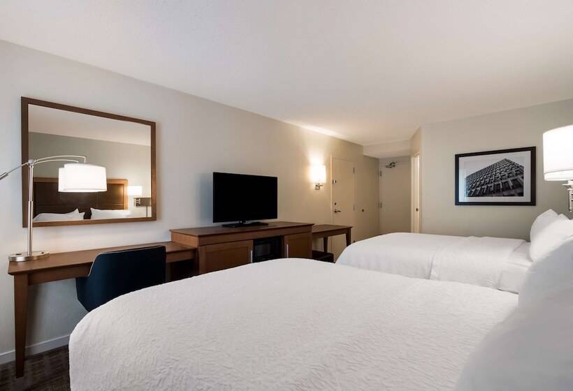 اتاق استاندارد با 2 تخت دوبل, Hampton Inn Columbia I26 Airport
